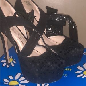 Closed toed high heels